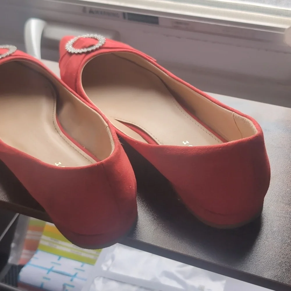 Metaphor Red Pointed Toe Flats Size 9 | Crystal Rhinestone Buckle Party